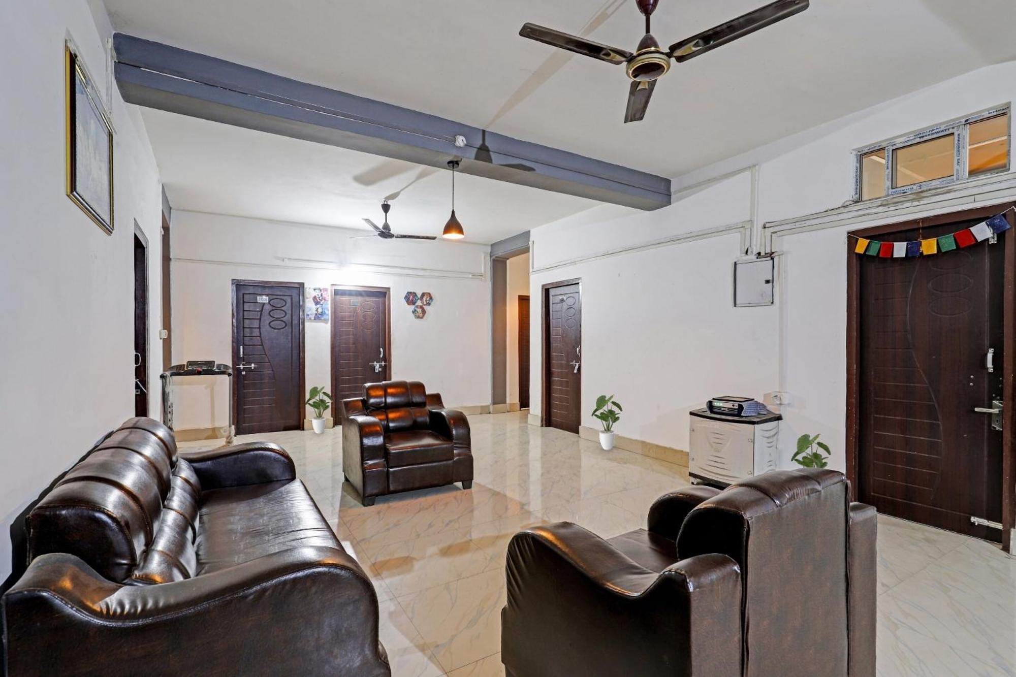 Hotel O Garchuk Market Formerly Trendz Stay غاواهاتي المظهر الخارجي الصورة